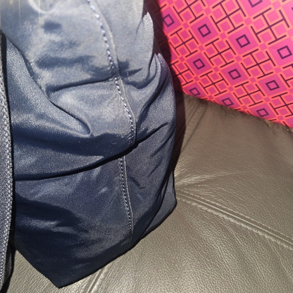 Tory Burch Navy Nylon Tote Bag W/ Wallet - Picture 6 of 10